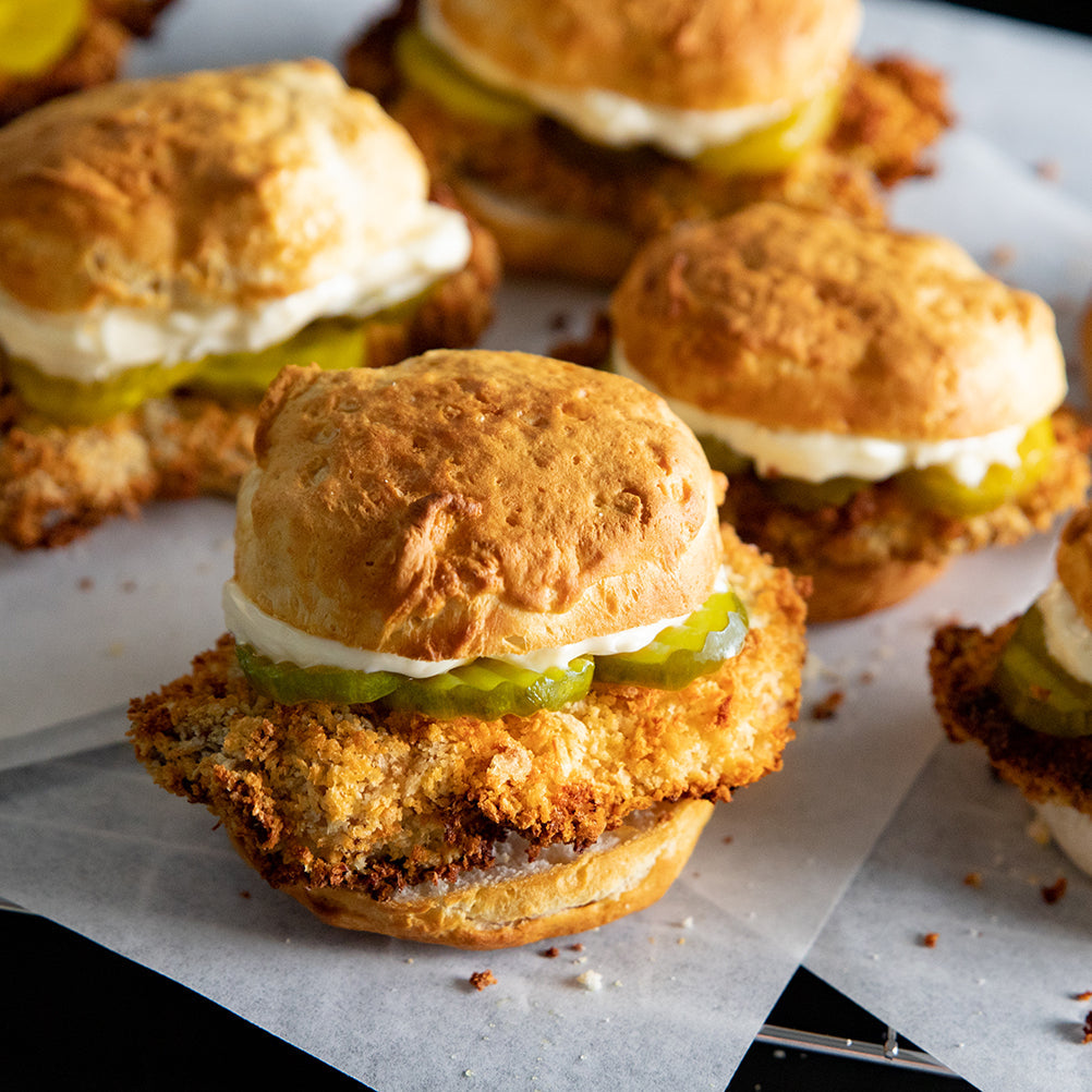Pickle Brined Chicken Sandwich
 &ndash; Blackstone Products (MX)