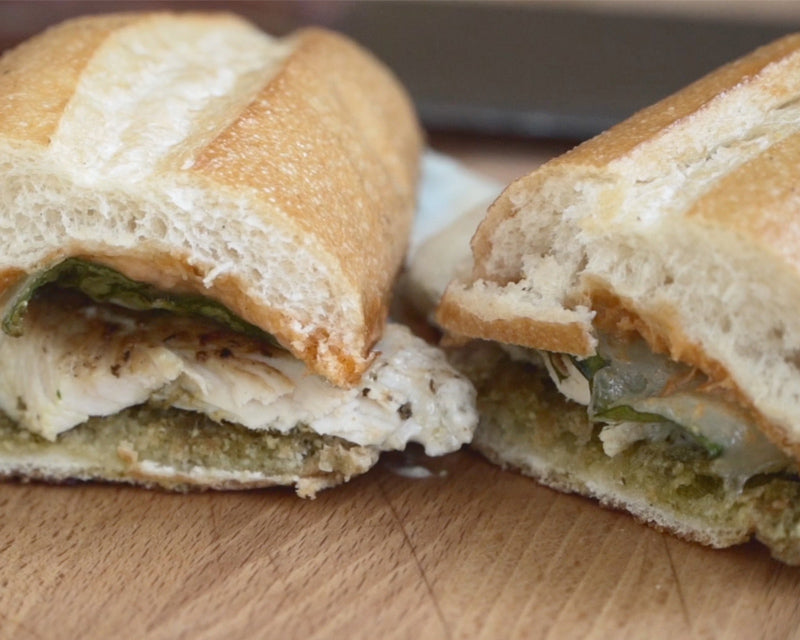 Pesto Ranch Chicken Sandwich – Blackstone Products (MX)