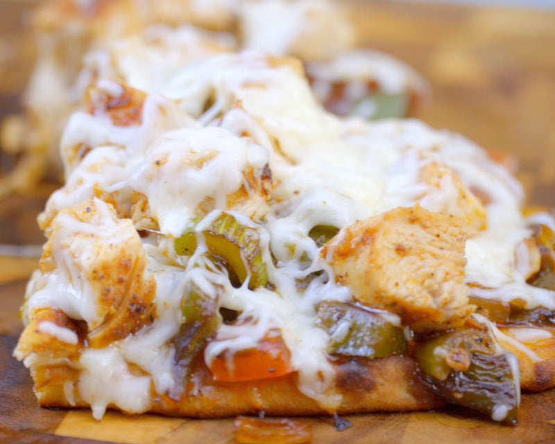 Chicken &amp; Sausage Gumbo Flatbread – Blackstone Products (MX)