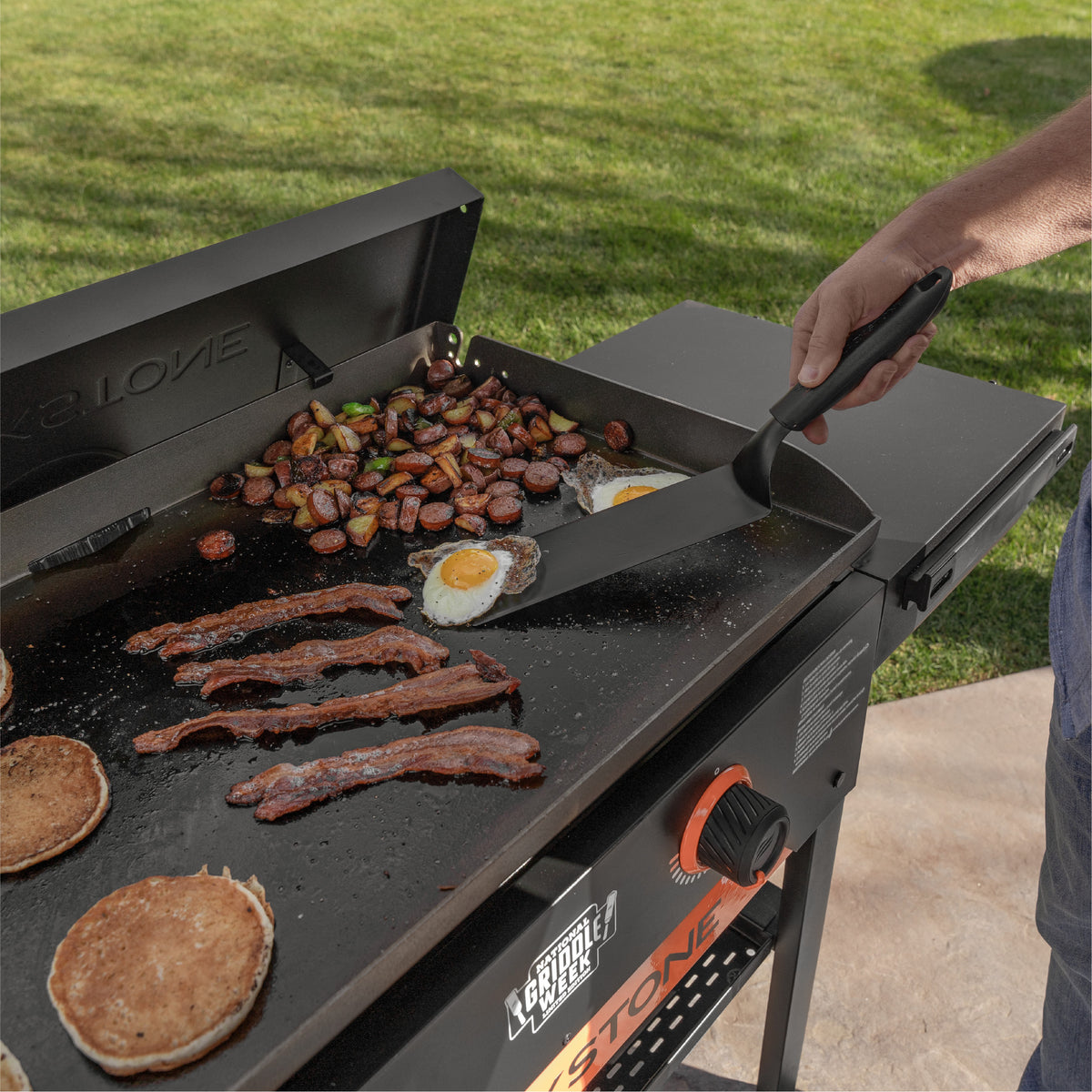 Paquete National Griddle Week con Plancha de 28"