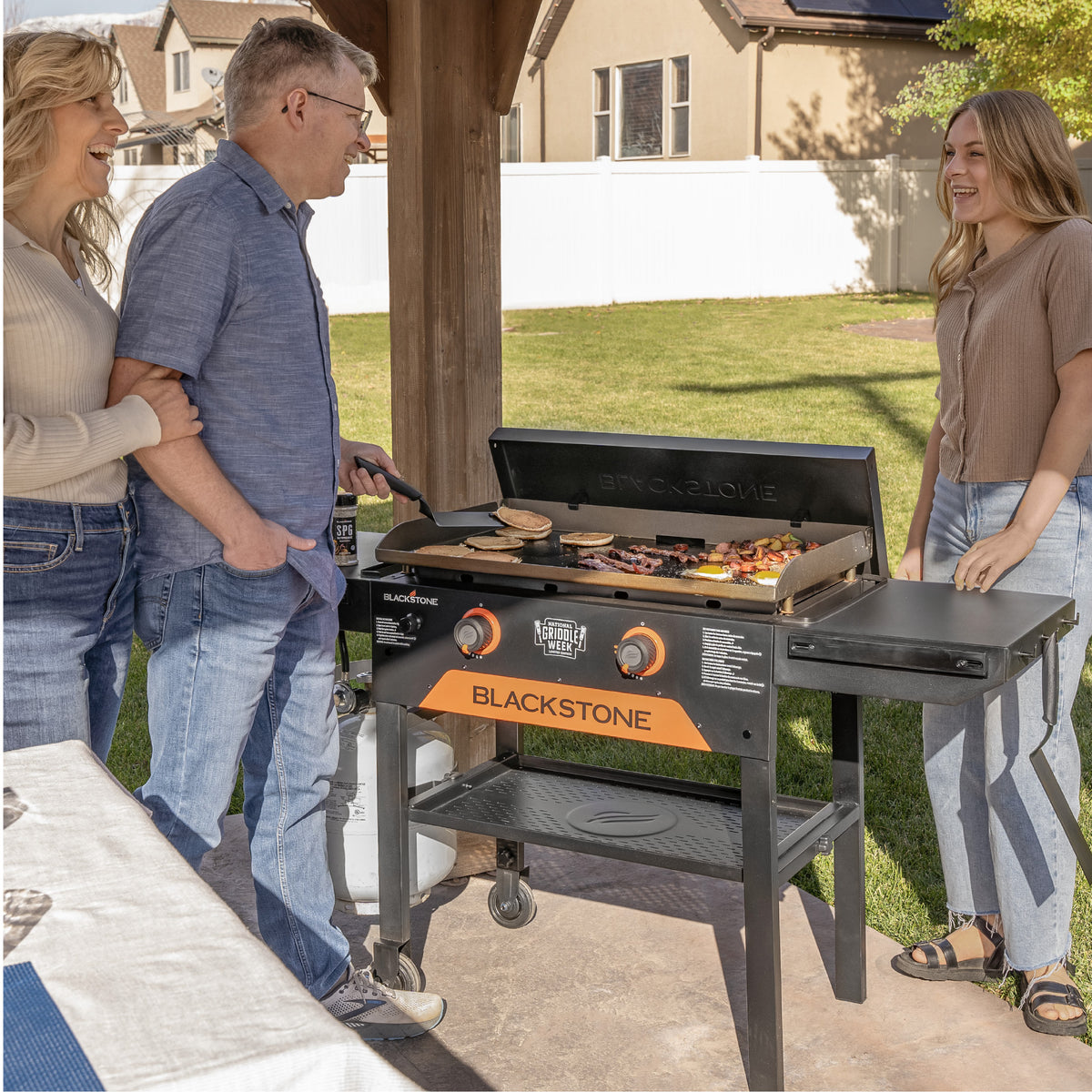 Paquete National Griddle Week con Plancha de 28"